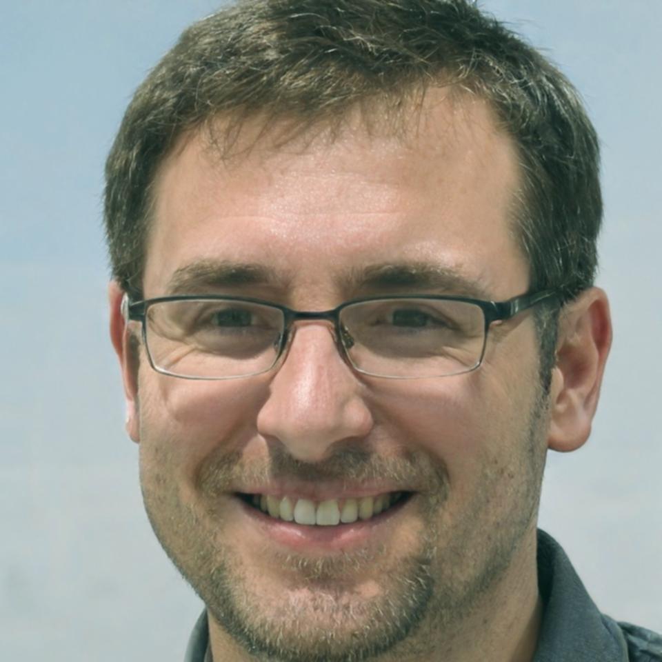 Олексій Гриценко, викладач курсів сатиричного письма